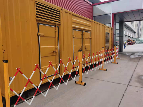 利通租赁发电机发电机油箱使用后要定期清除油箱底部沉淀的杂质