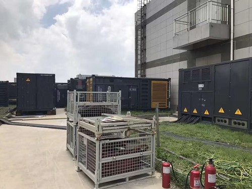 利通除了定期检查，还有哪些方法可以及时发现接触式转速表探头的磨损？